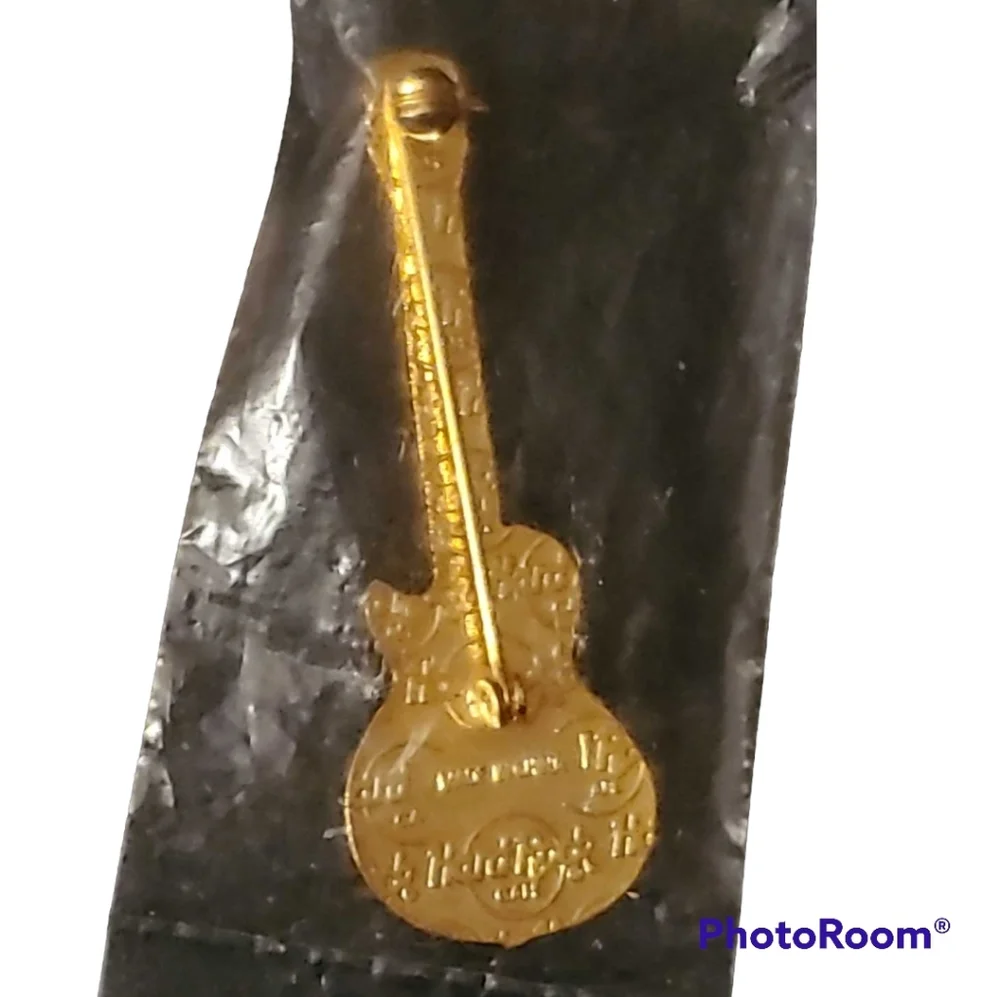 Hard Rock Cafe London Guitar Music Brooch Vintage Still In Package